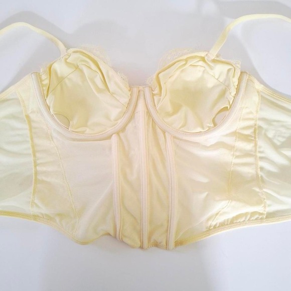 Rue21 yelliw lace corset top pink rose detail Size Medium coquette fairycore - Picture 4 of 6